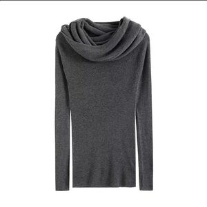 Gray Cowl Neck / Off Shoulder Sweater XS/S